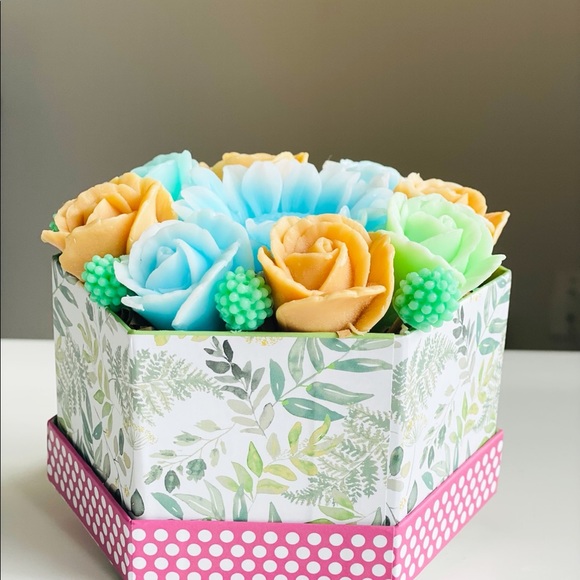 Handmade Soap gift for Her - Picture 4 of 9